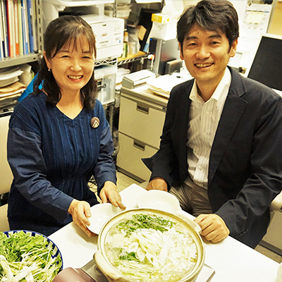 右：前橋健二先生 左：山根明子先生