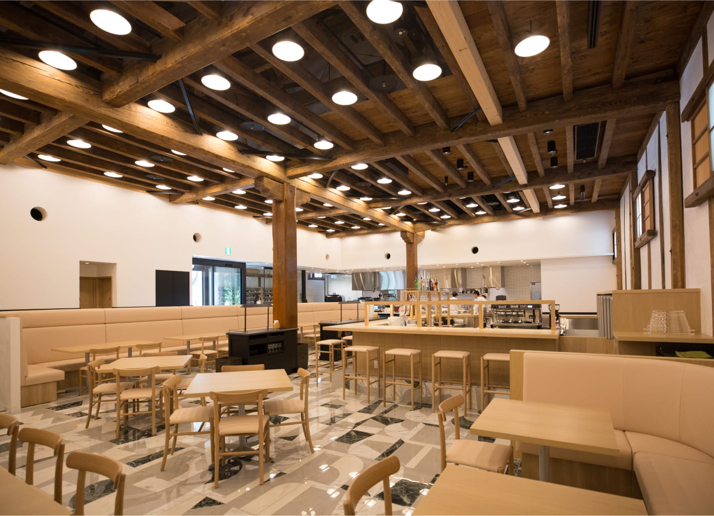 facilities_restaurant_top